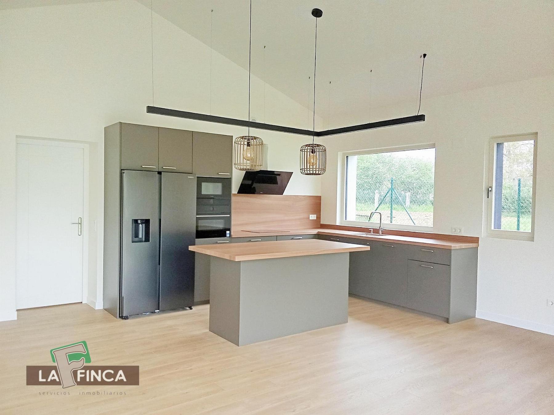 Venta de chalet en Castrillón