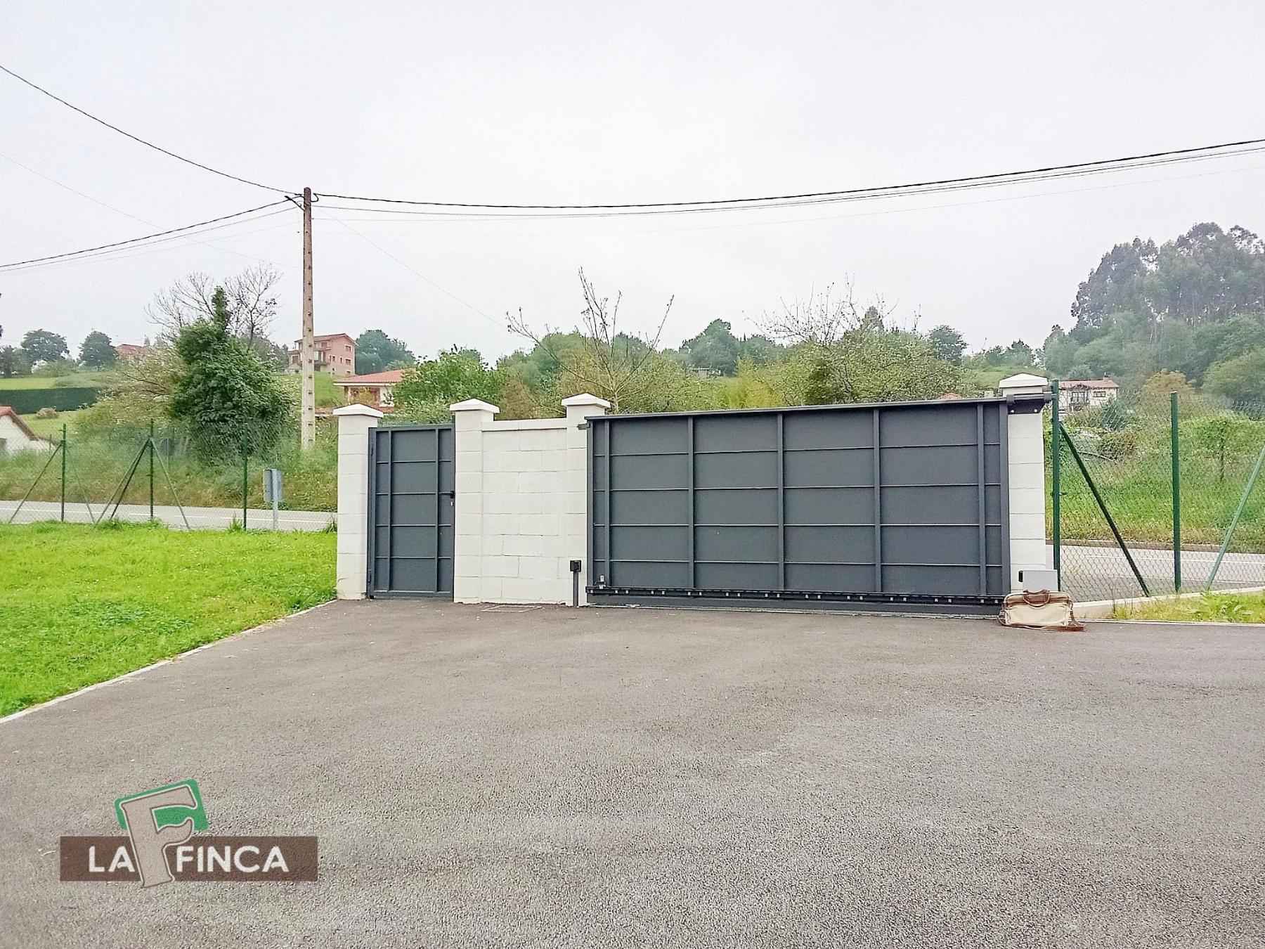 Venta de chalet en Castrillón