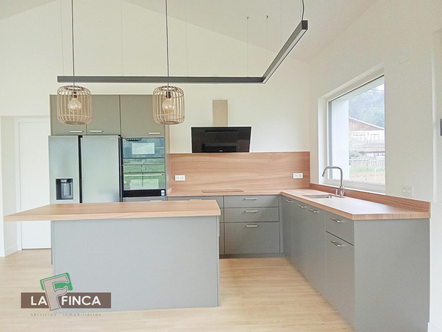 Venta de chalet en Castrillón