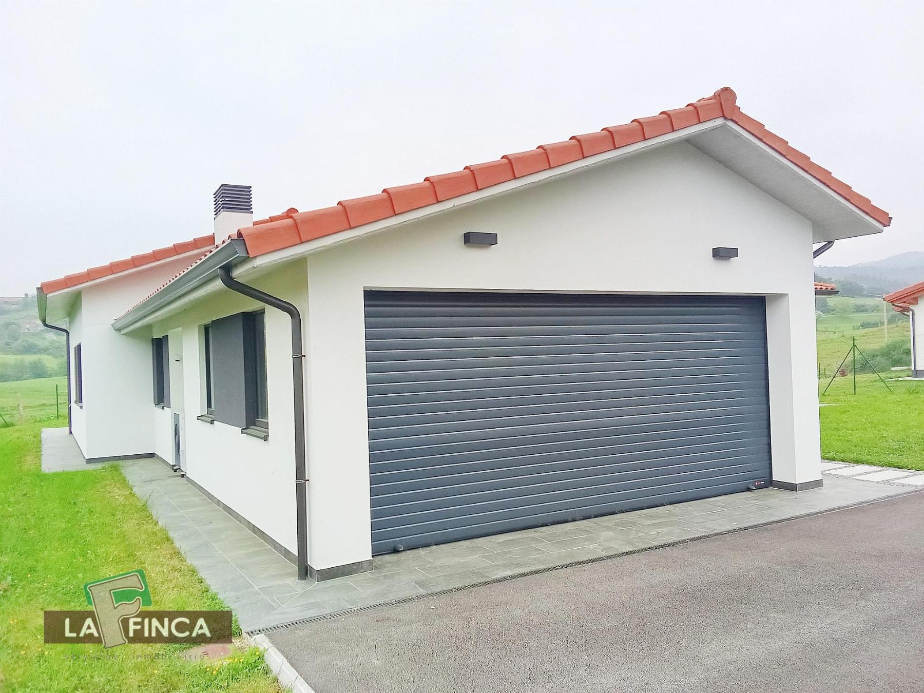 Venta de chalet en Castrillón