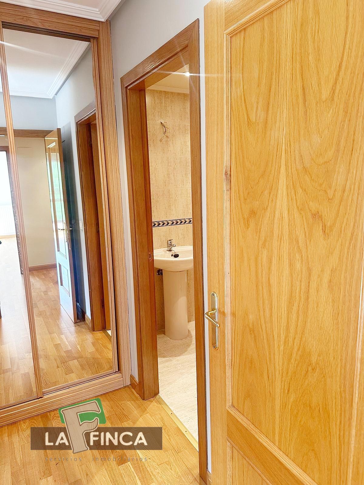 Venta de piso en Oviedo