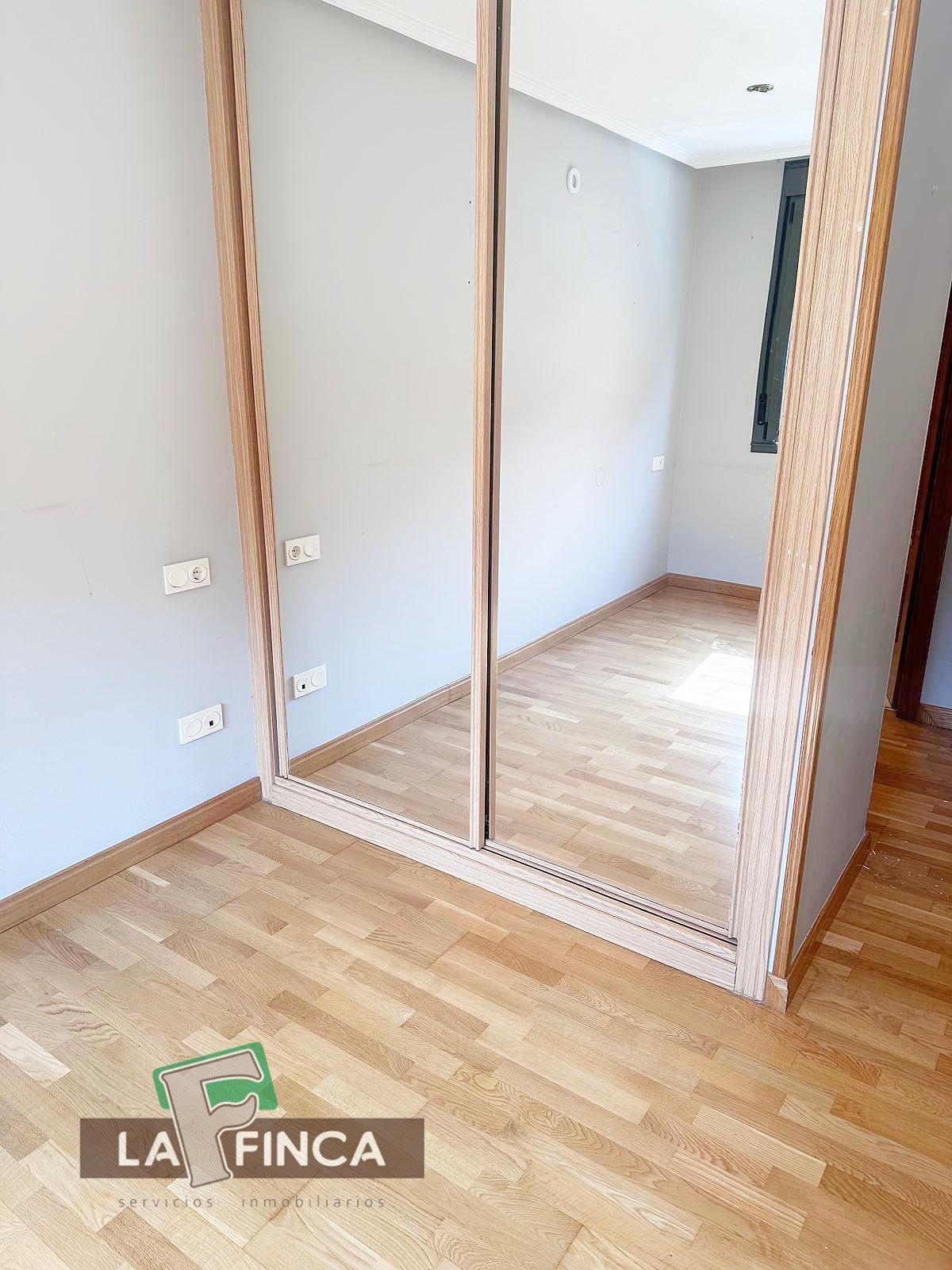 Venta de piso en Oviedo