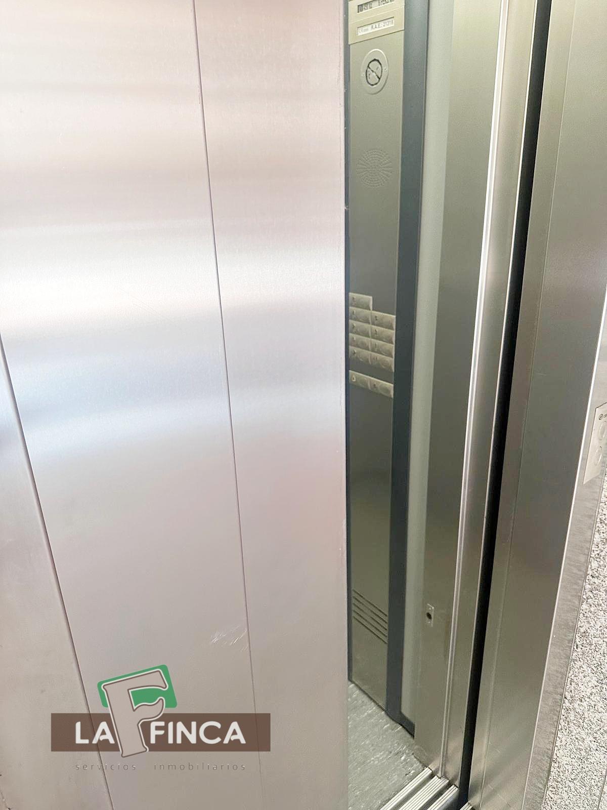 Venta de piso en Oviedo