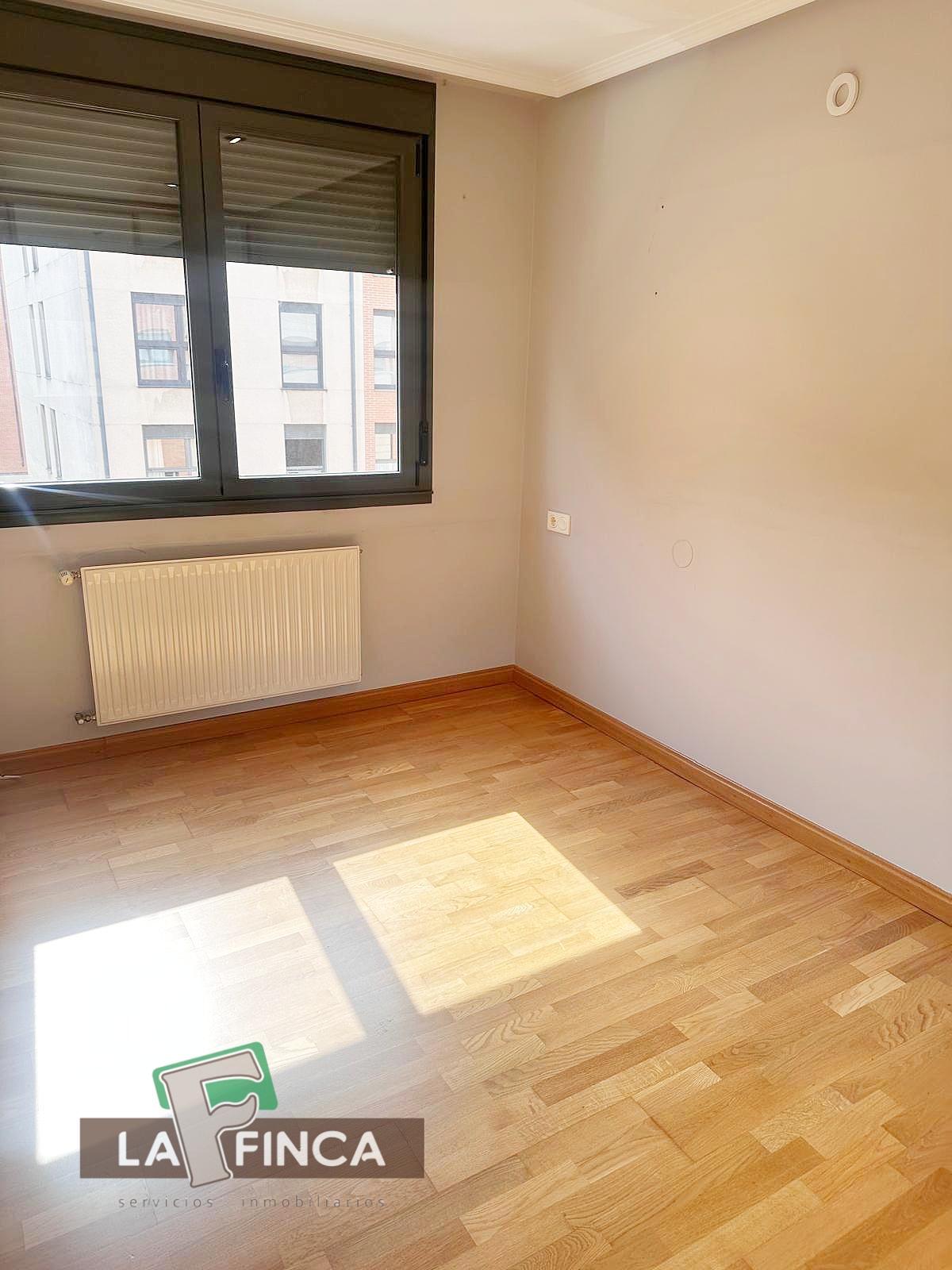 Venta de piso en Oviedo