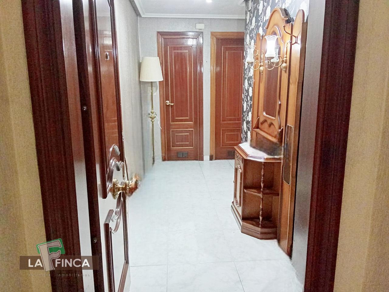 Venta de piso en Oviedo