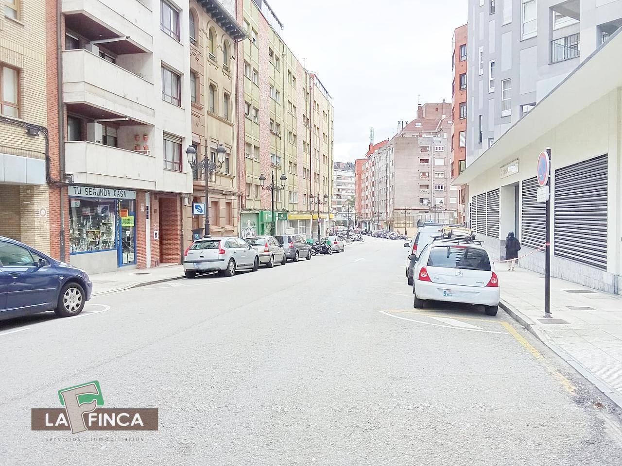 Venta de piso en Oviedo