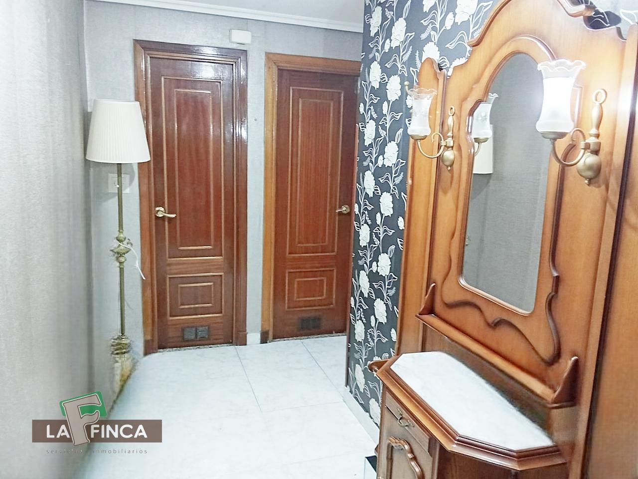 Venta de piso en Oviedo