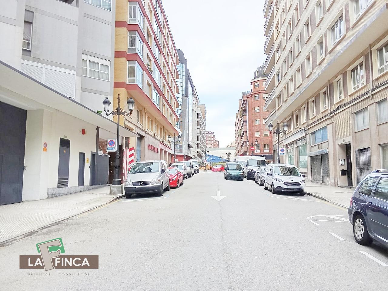 Venta de piso en Oviedo