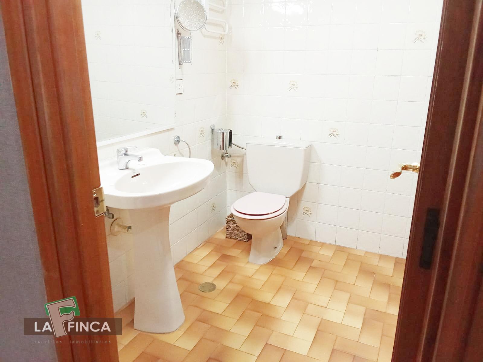 Venta de piso en Oviedo