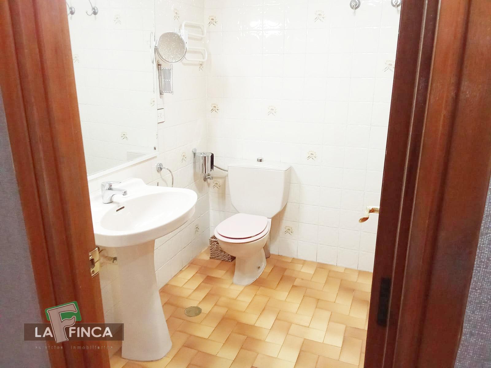 Venta de piso en Oviedo