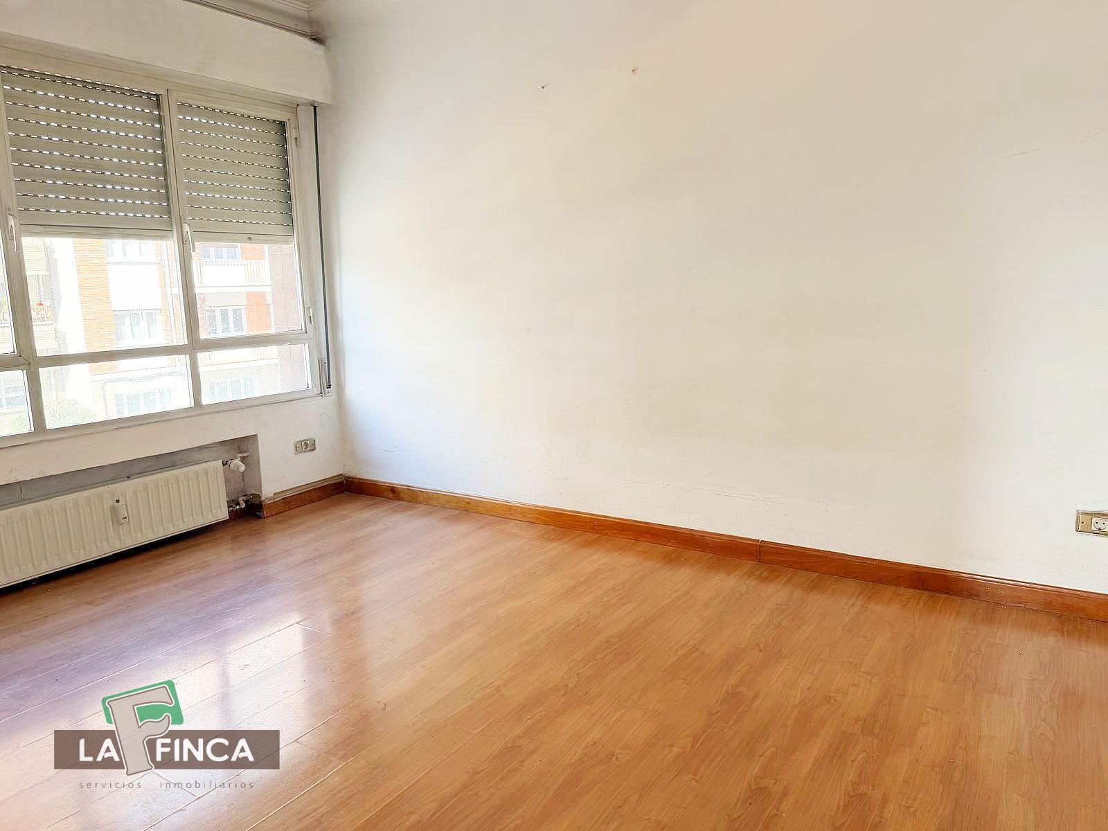 Venta de piso en Oviedo