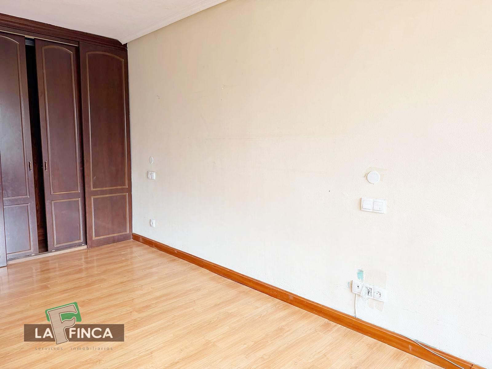 Venta de piso en Oviedo