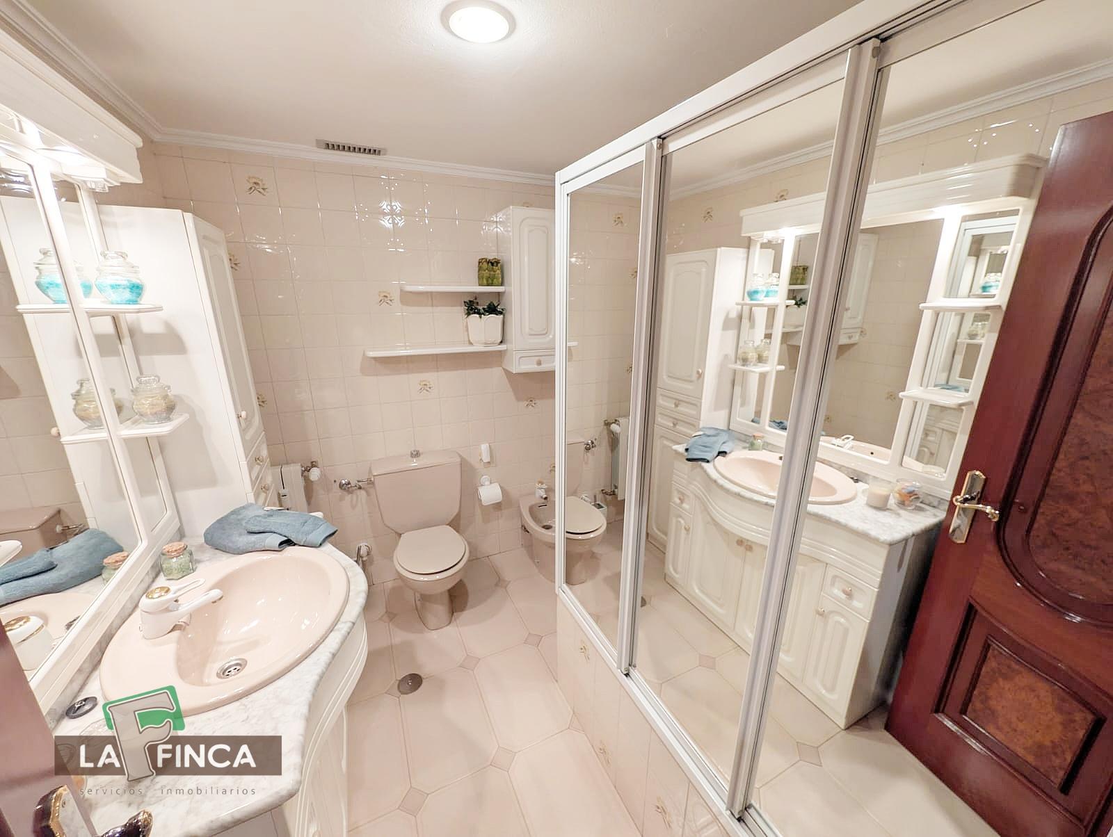 Venta de piso en Oviedo