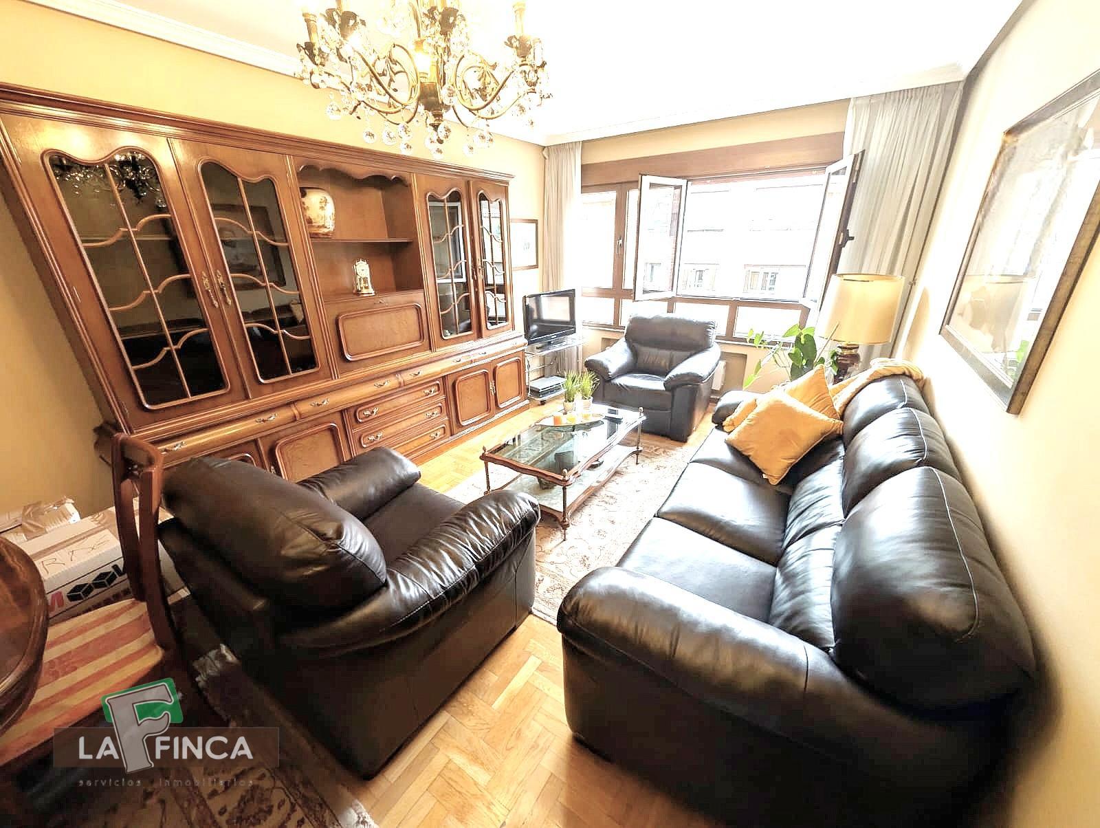 Venta de piso en Oviedo