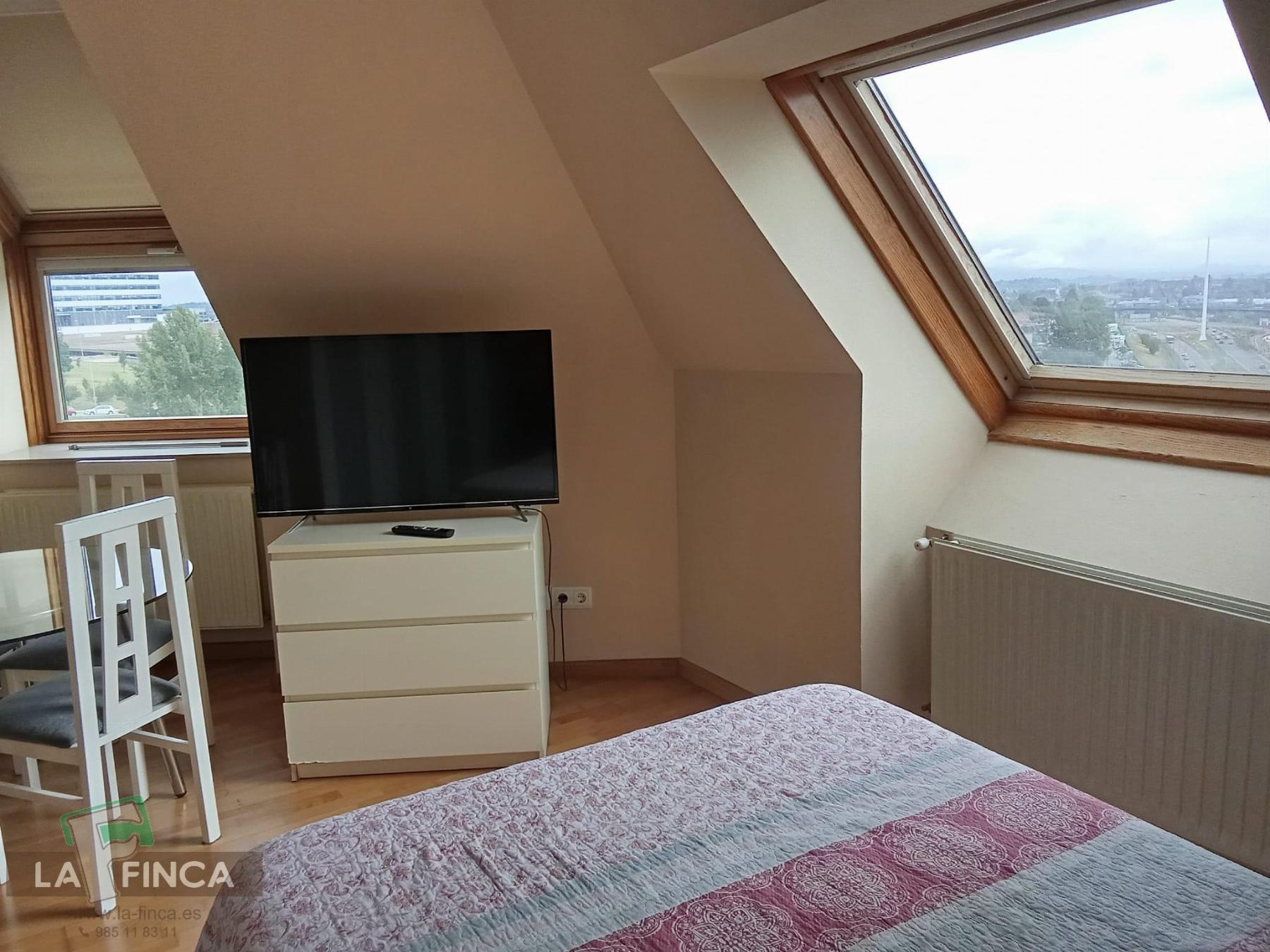 Venta de estudio en Oviedo