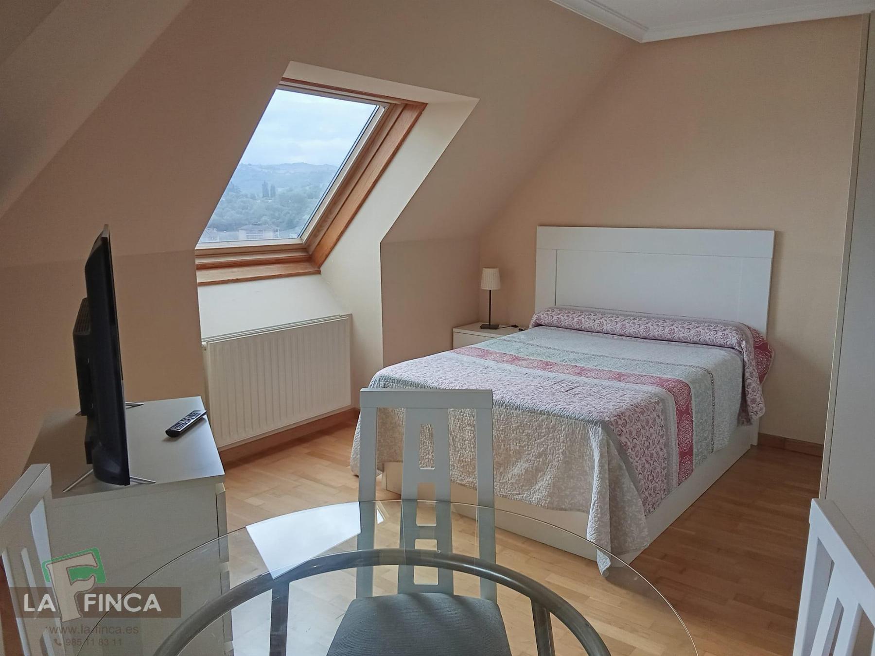 Venta de estudio en Oviedo