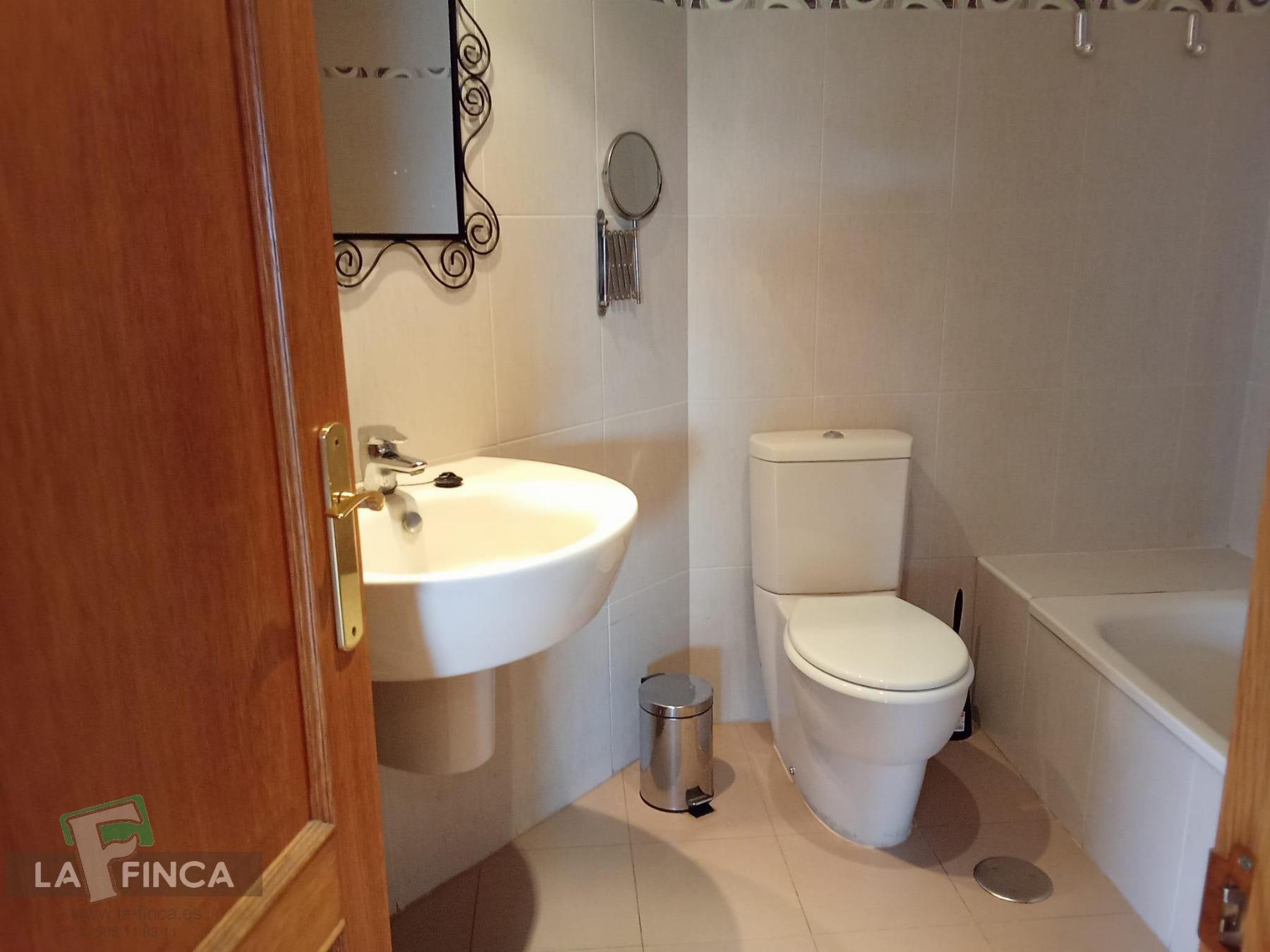 Venta de estudio en Oviedo