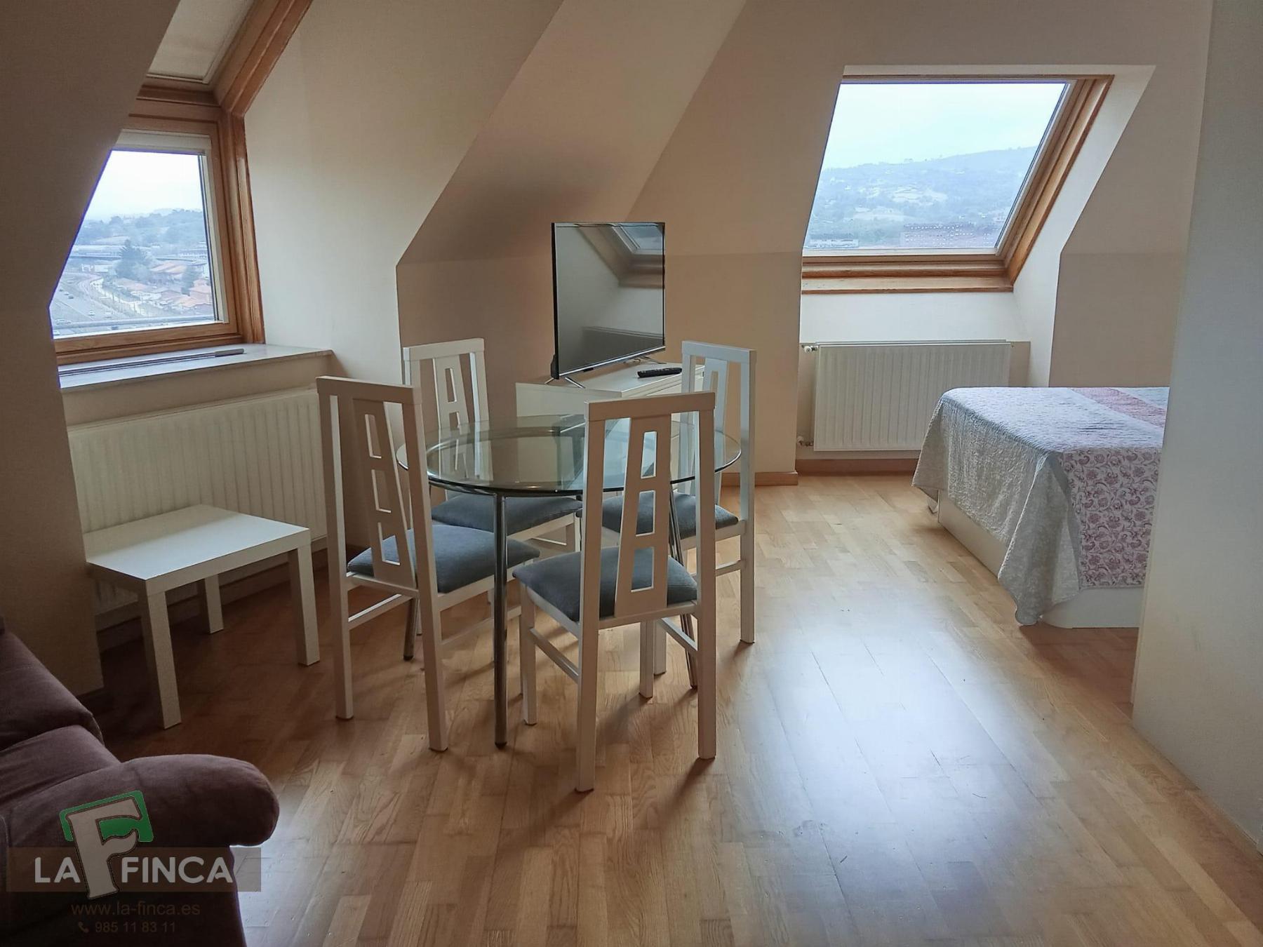 Venta de estudio en Oviedo