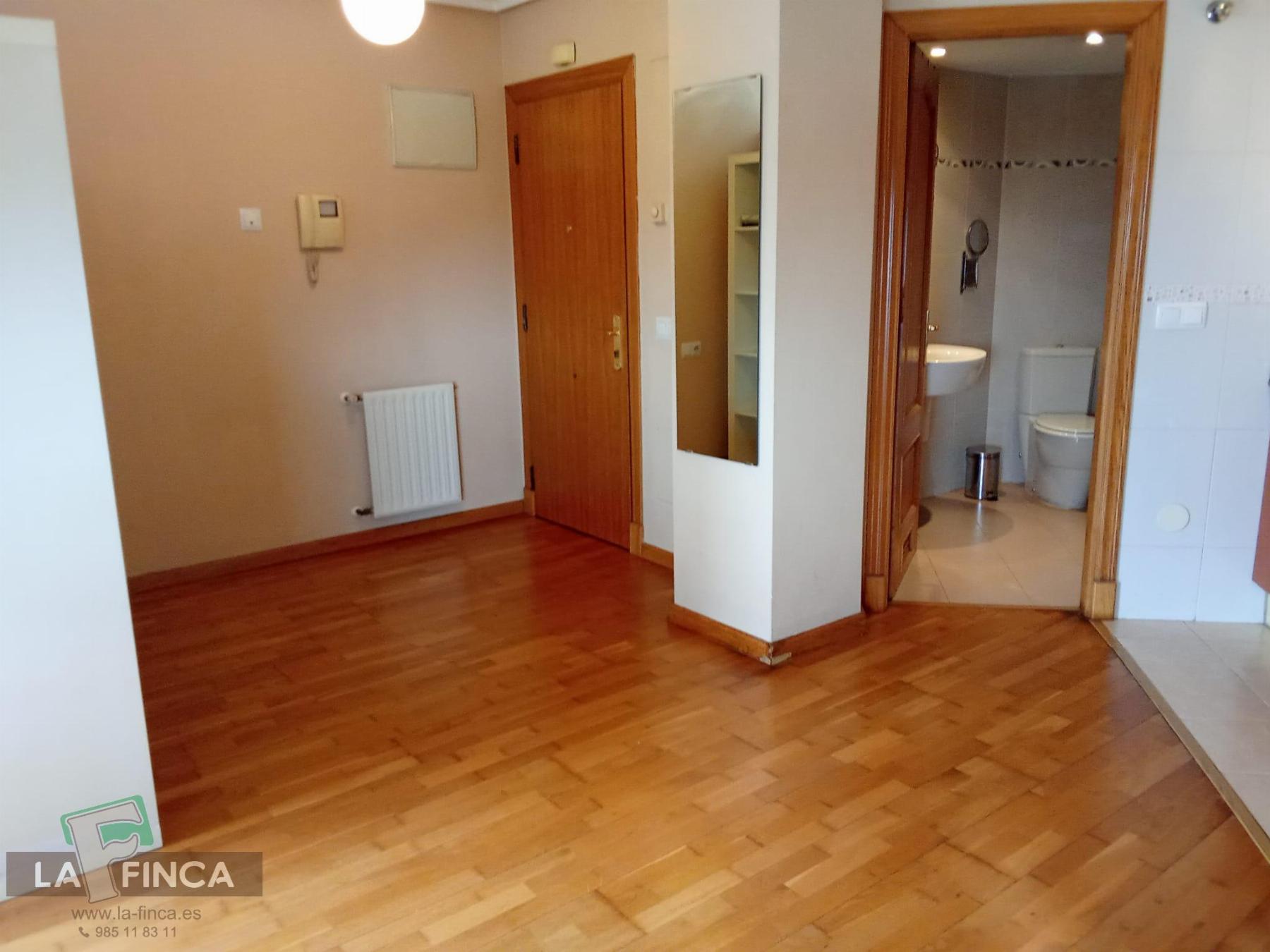 Venta de estudio en Oviedo