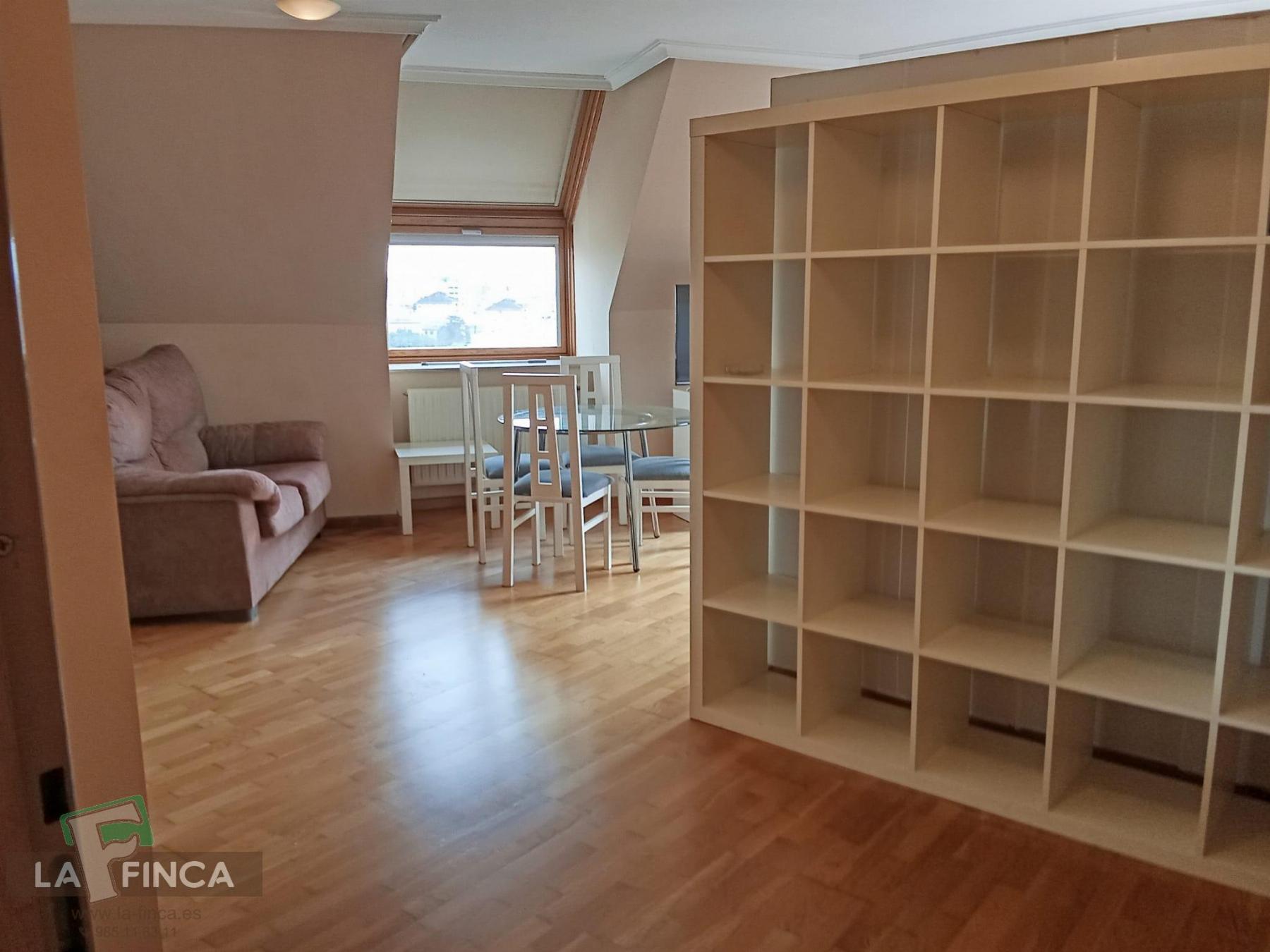 Venta de estudio en Oviedo