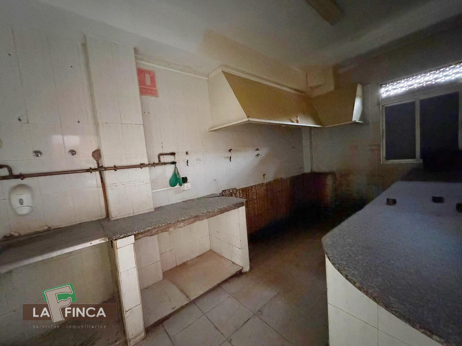 Venta de local en Avilés Concejo