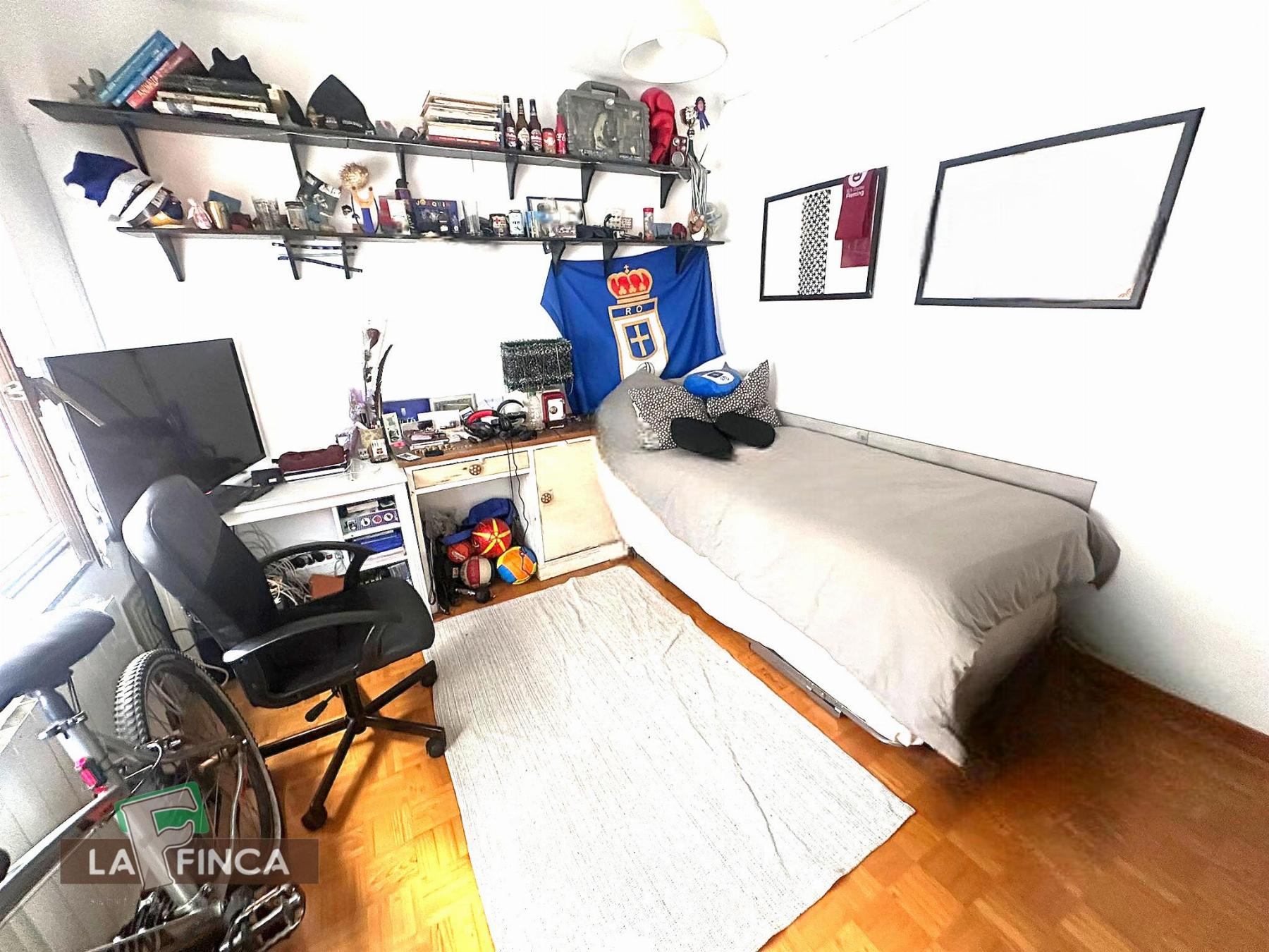 Venta de piso en Oviedo