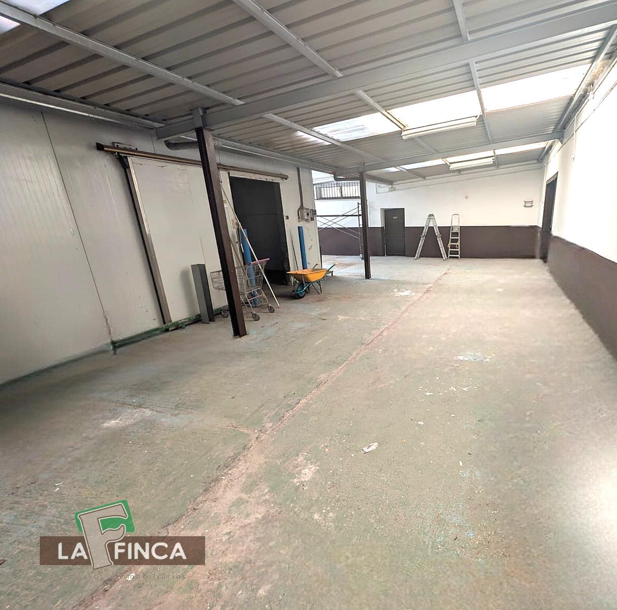 Venta de nave en Pravia