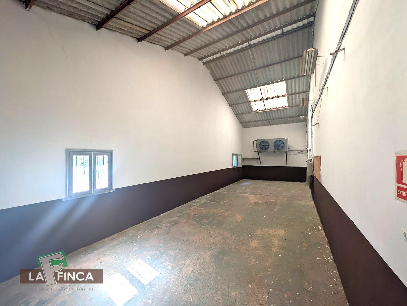 Venta de nave en Pravia