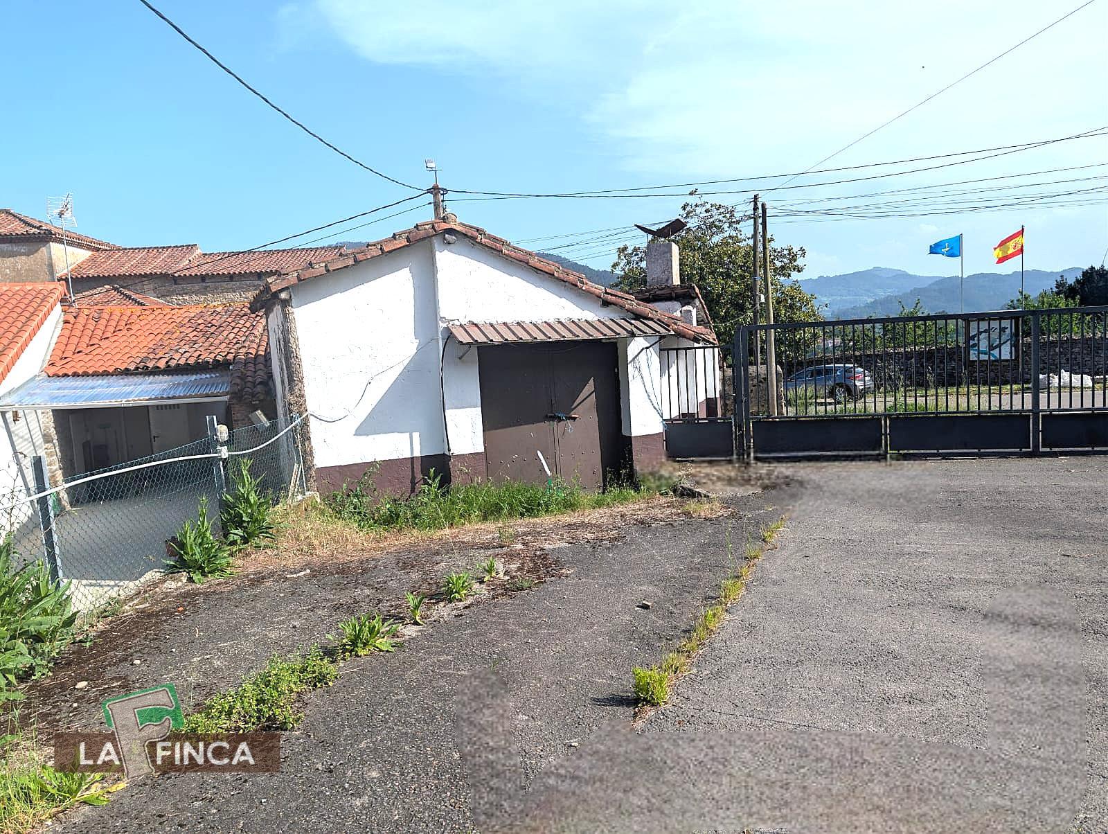 Venta de nave en Pravia