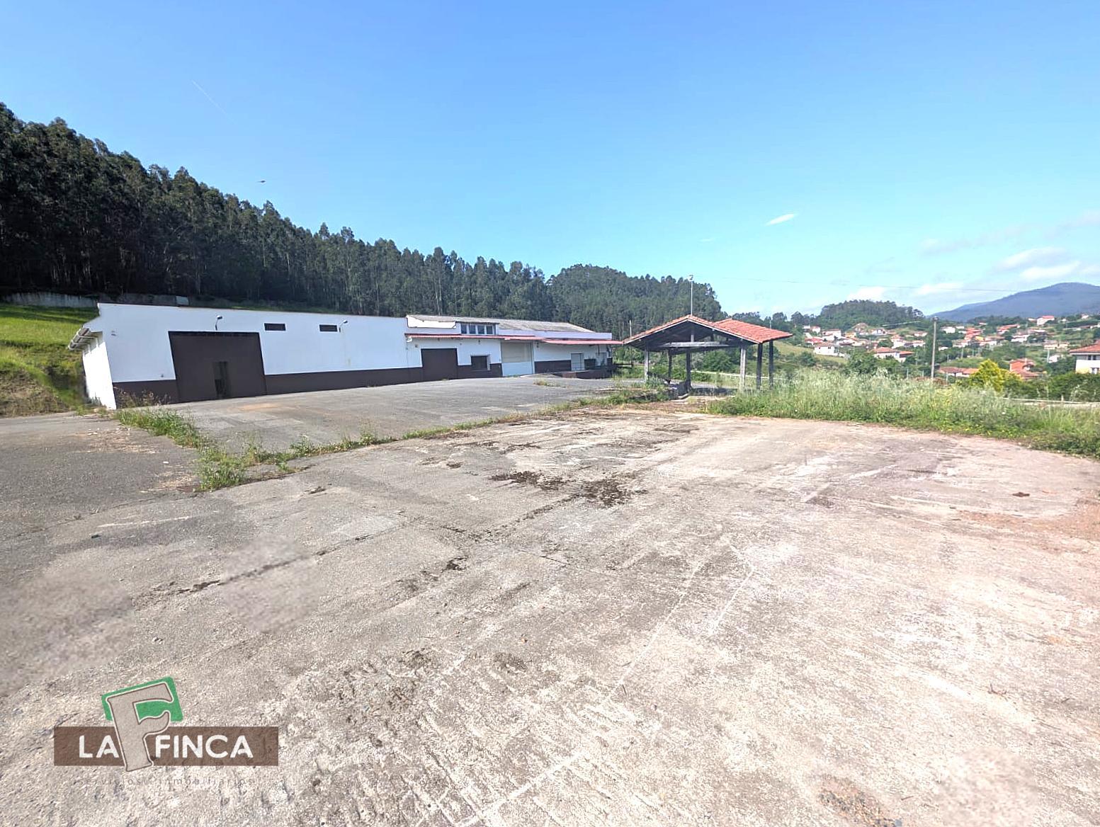 Venta de nave en Pravia