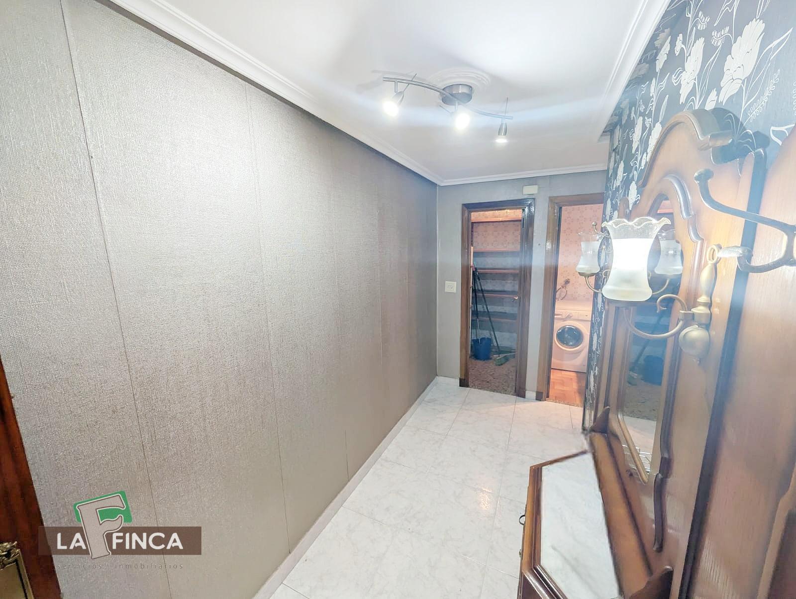 Venta de piso en Oviedo