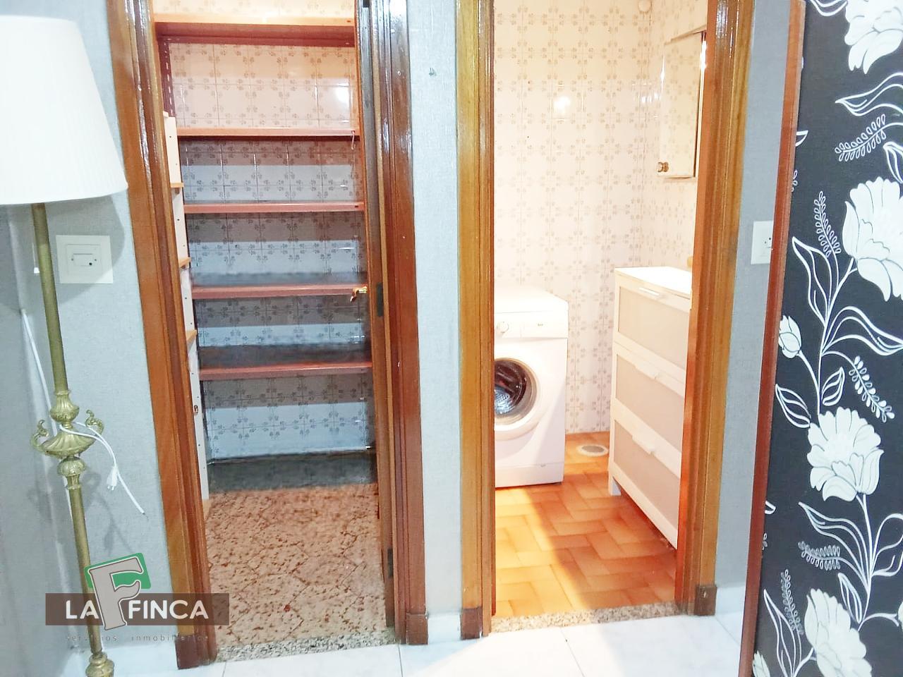 For sale of flat in Oviedo