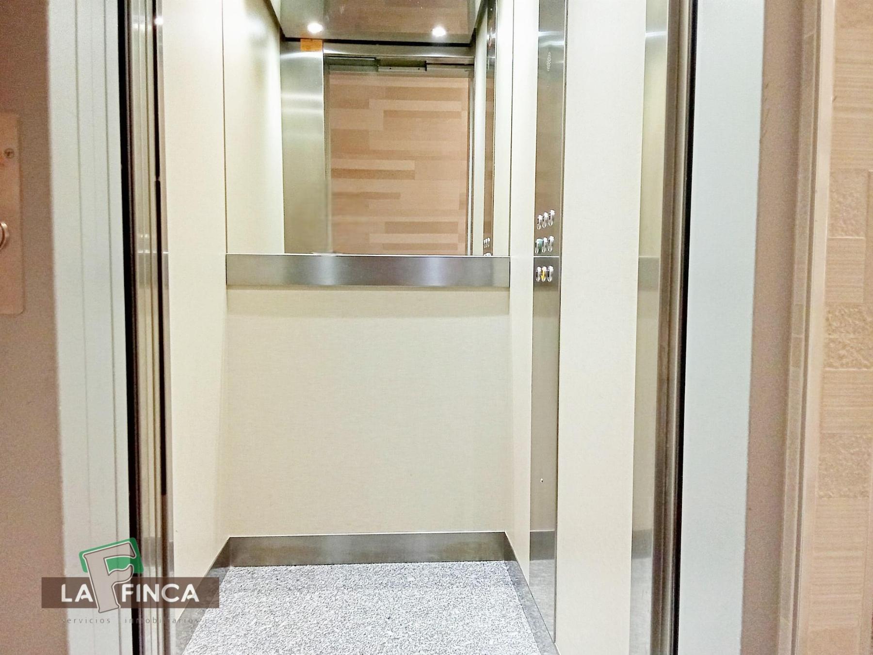 Venta de piso en Oviedo