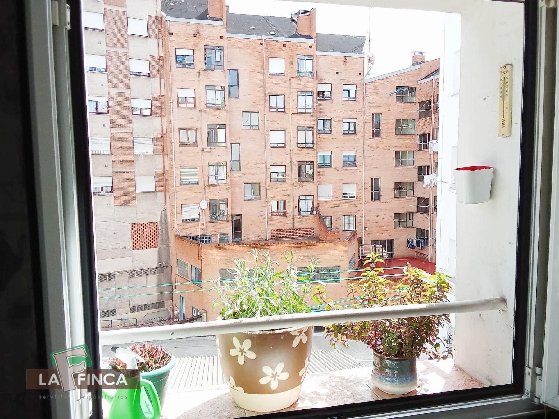 Venta de piso en Oviedo