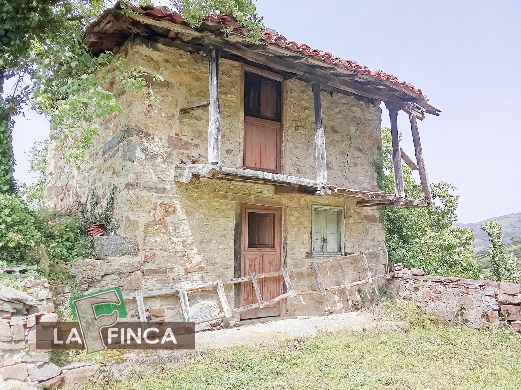 Venta de terreno en Lena