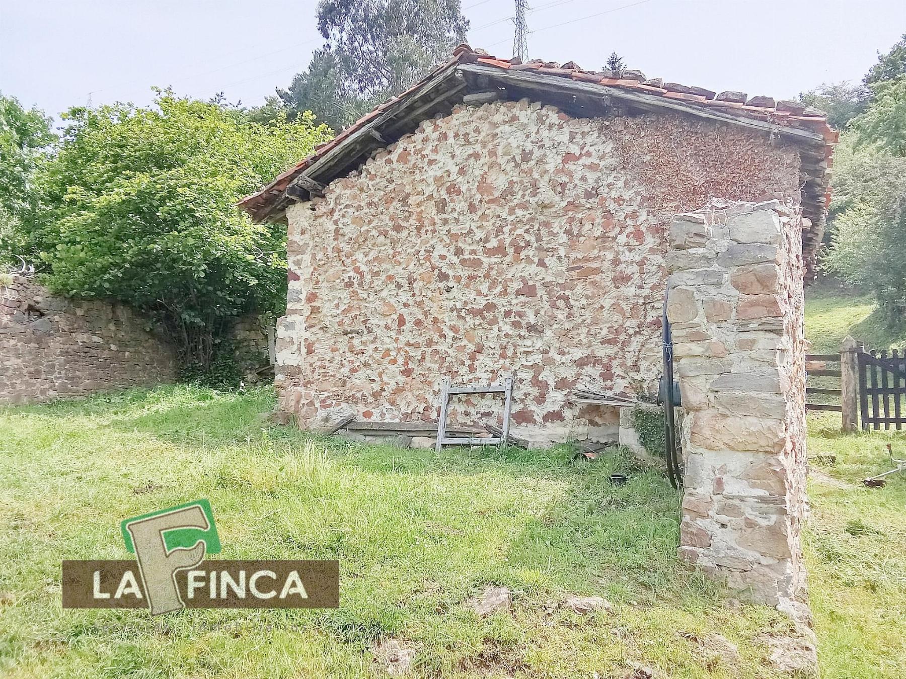 Venta de terreno en Lena