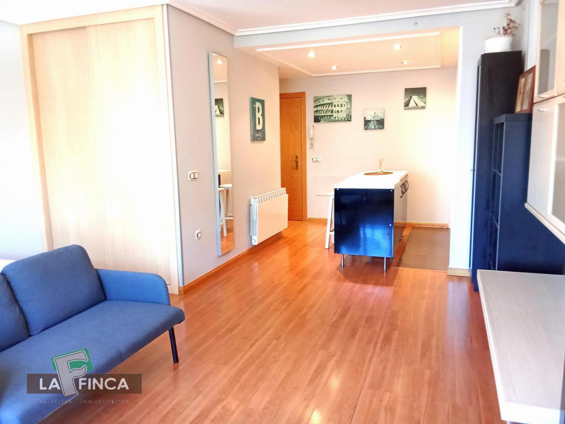 Venta de estudio en Oviedo