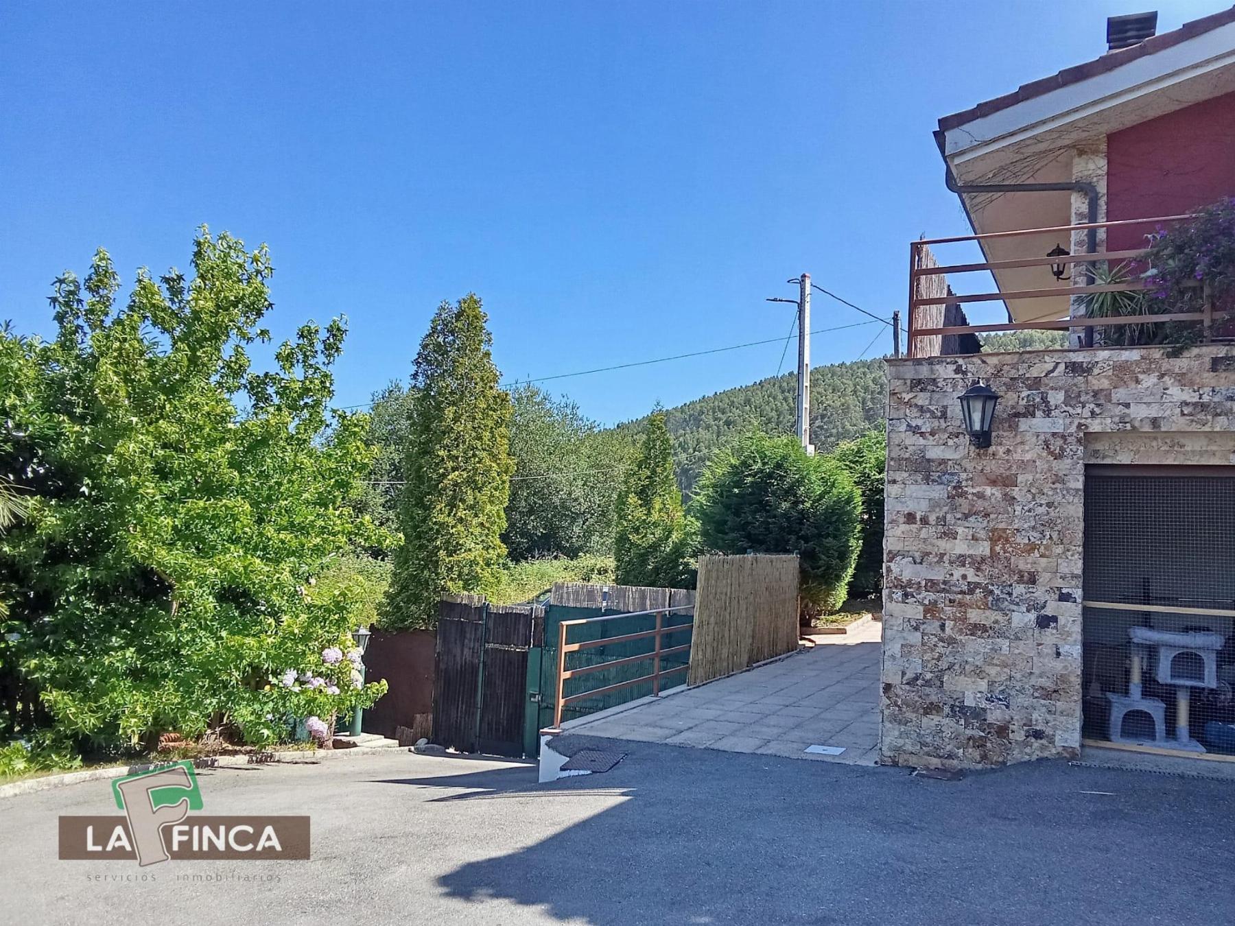 Venta de chalet en San Juan de la Arena