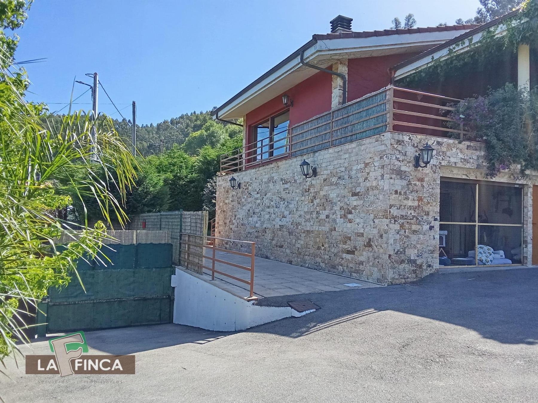 Venta de chalet en San Juan de la Arena