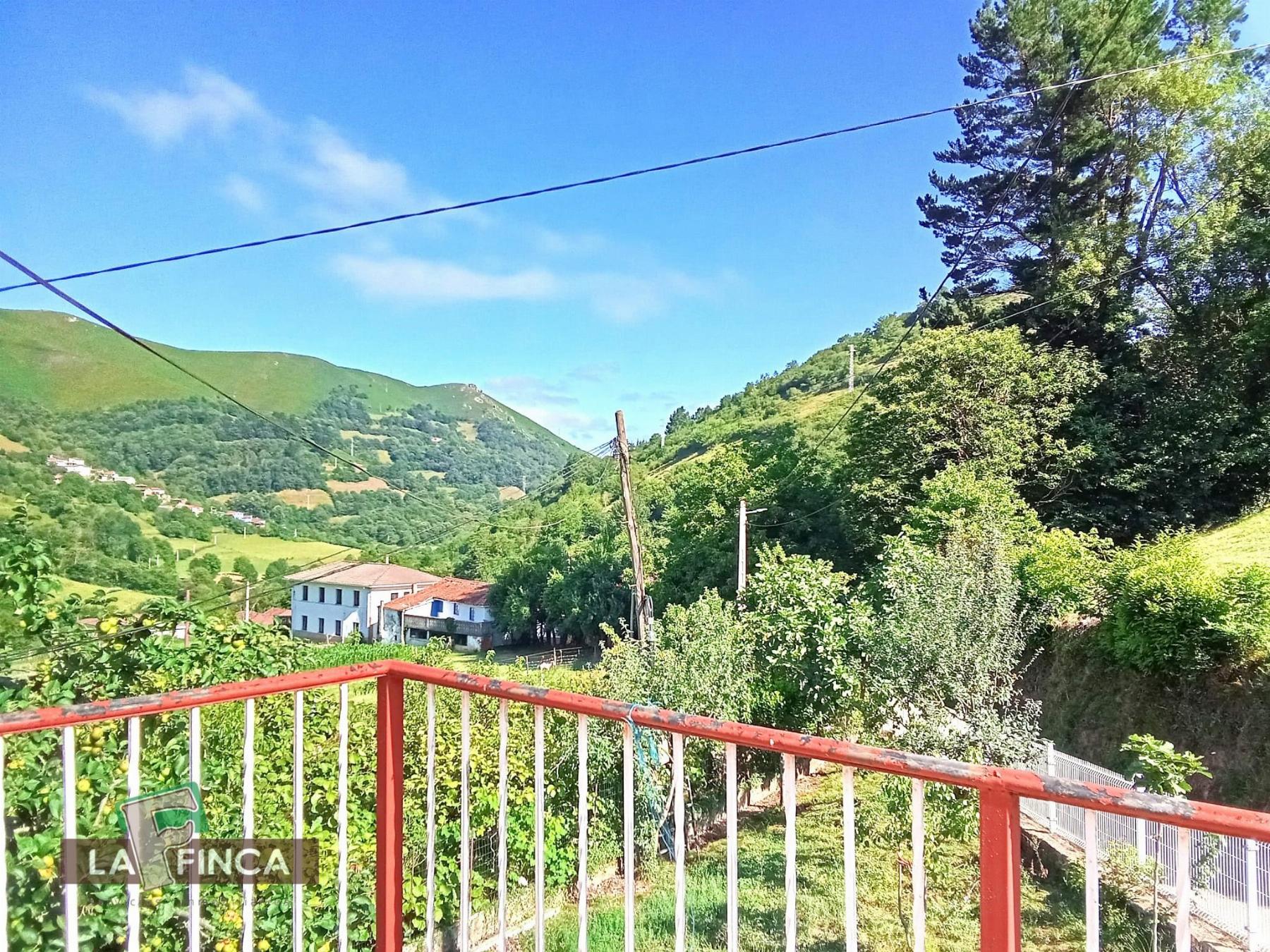 Venta de casa en Belmonte de Miranda