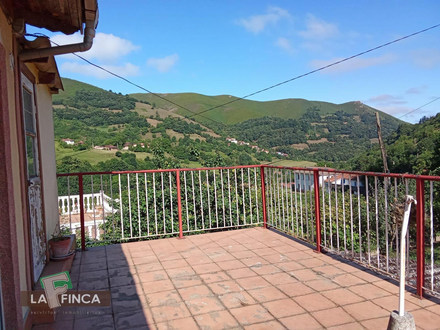 Venta de casa en Belmonte de Miranda