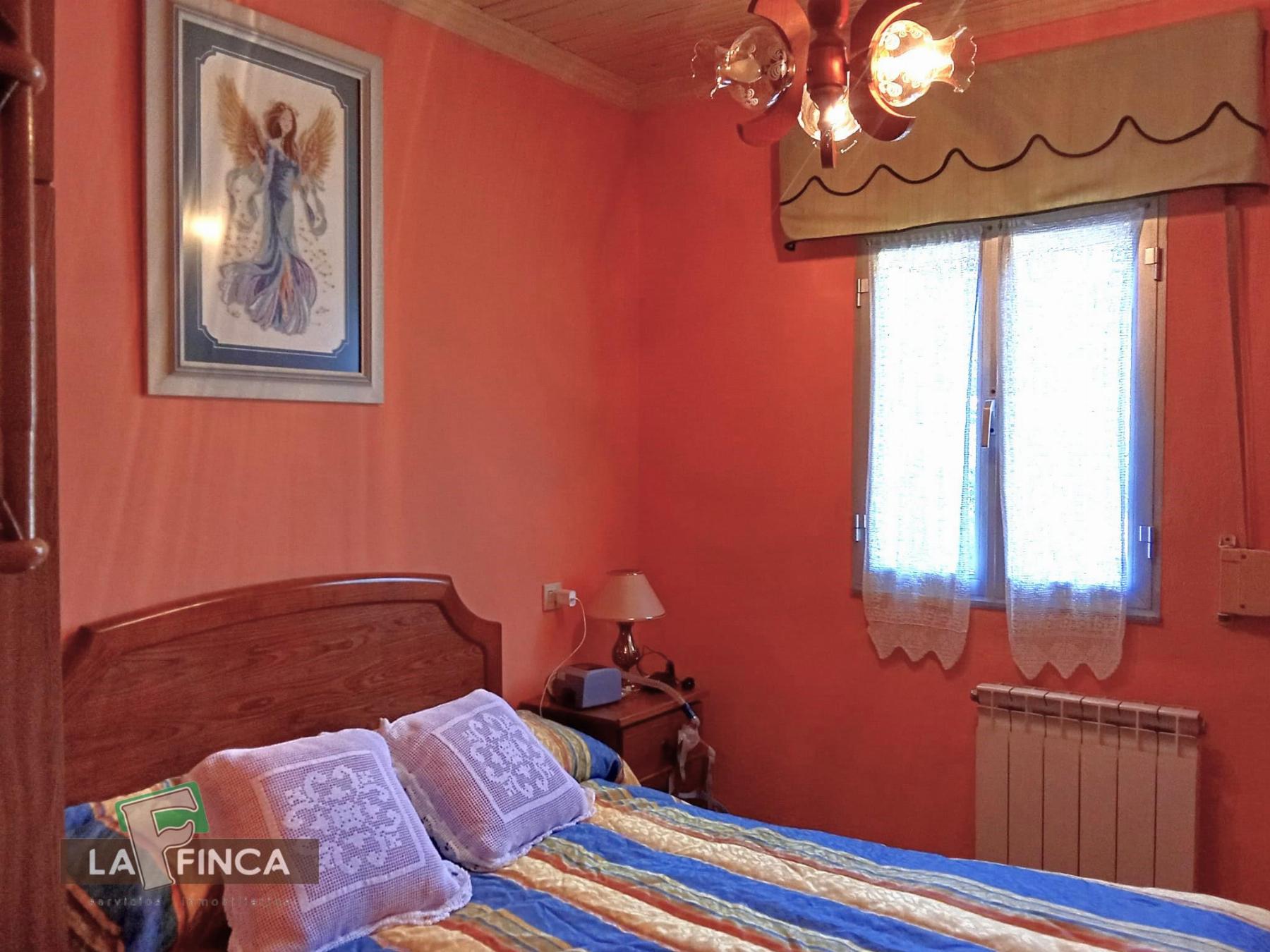 Venta de casa en Belmonte de Miranda