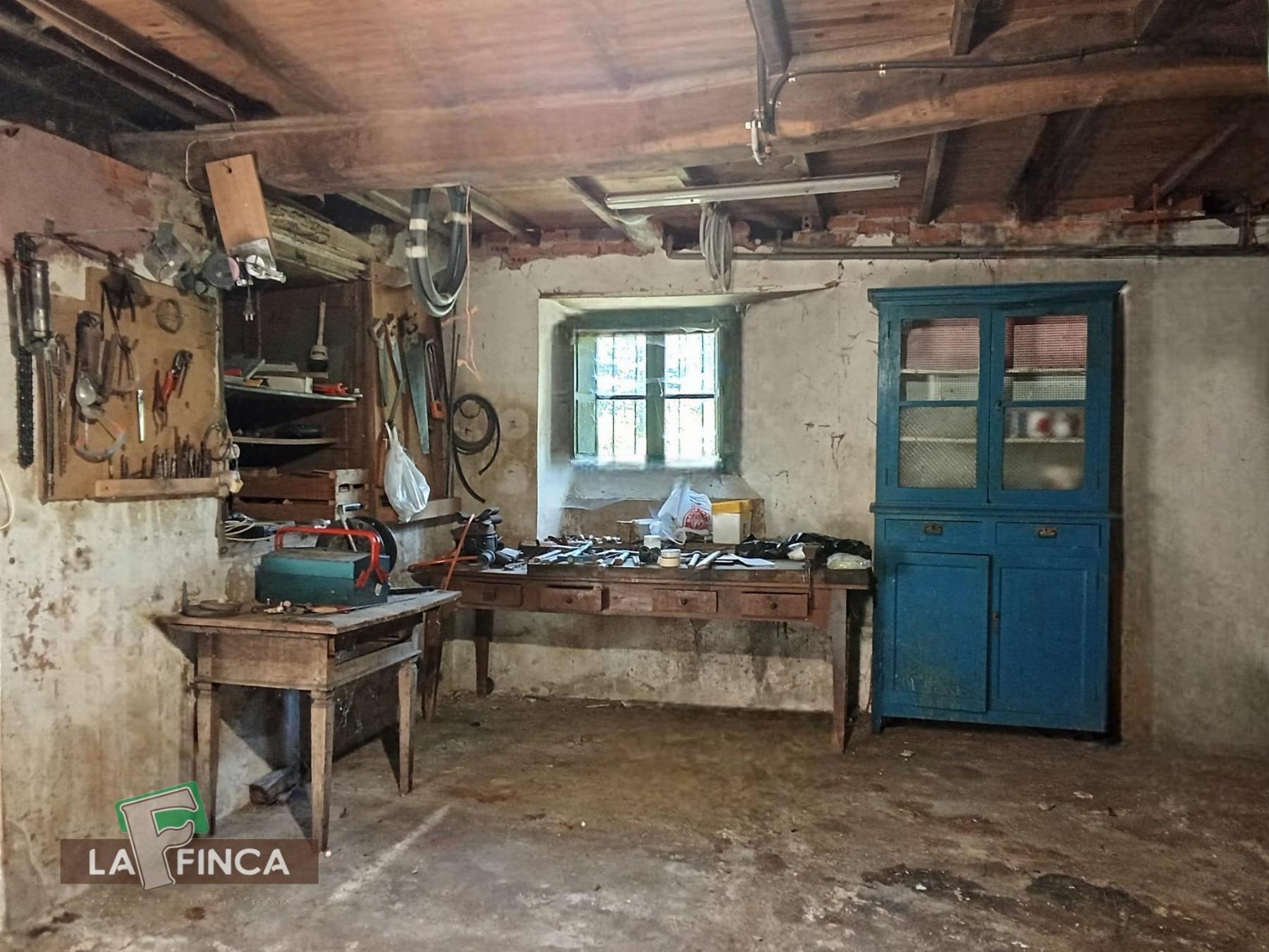 Venta de casa en Belmonte de Miranda