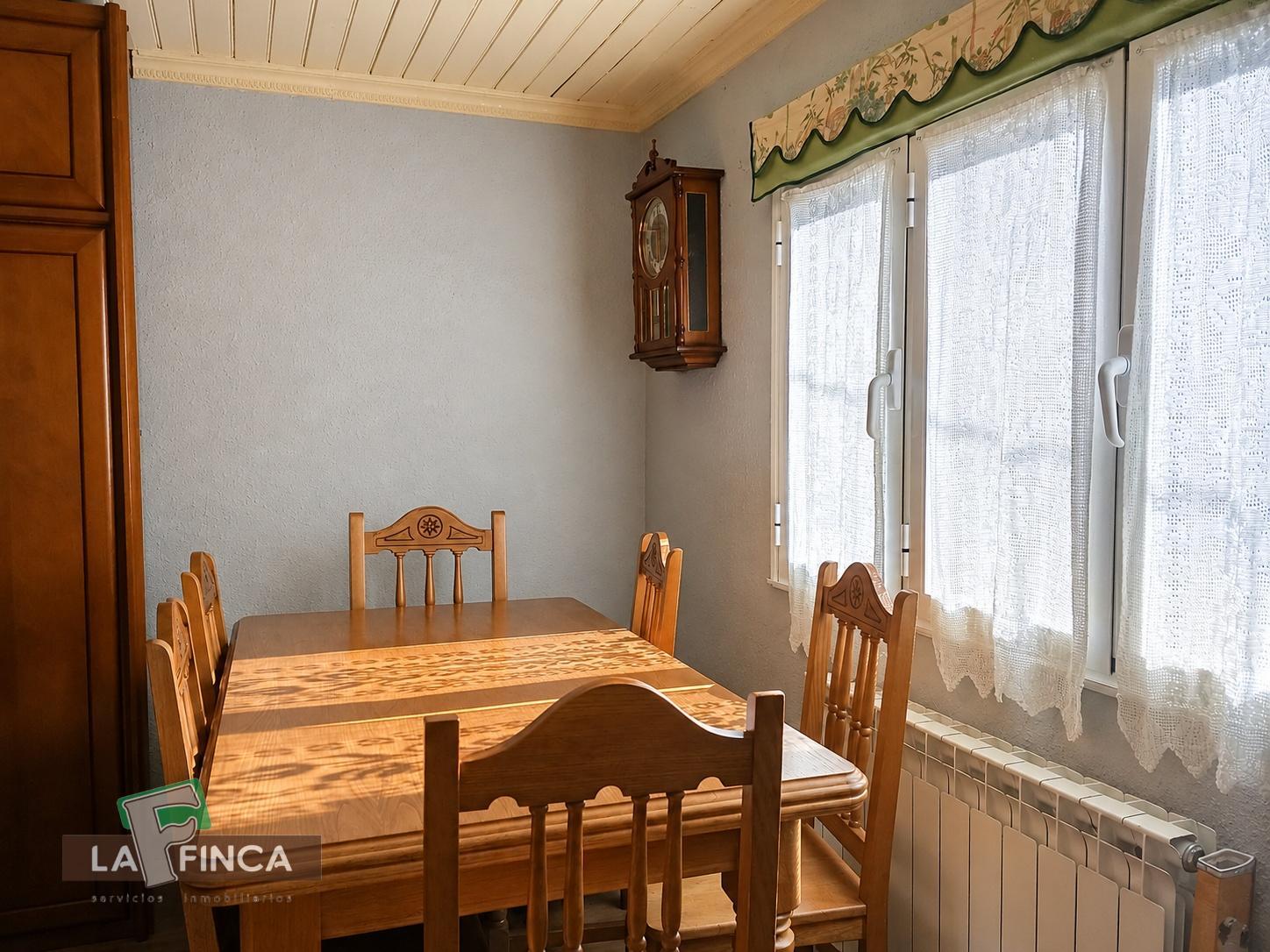 Venta de casa en Belmonte de Miranda