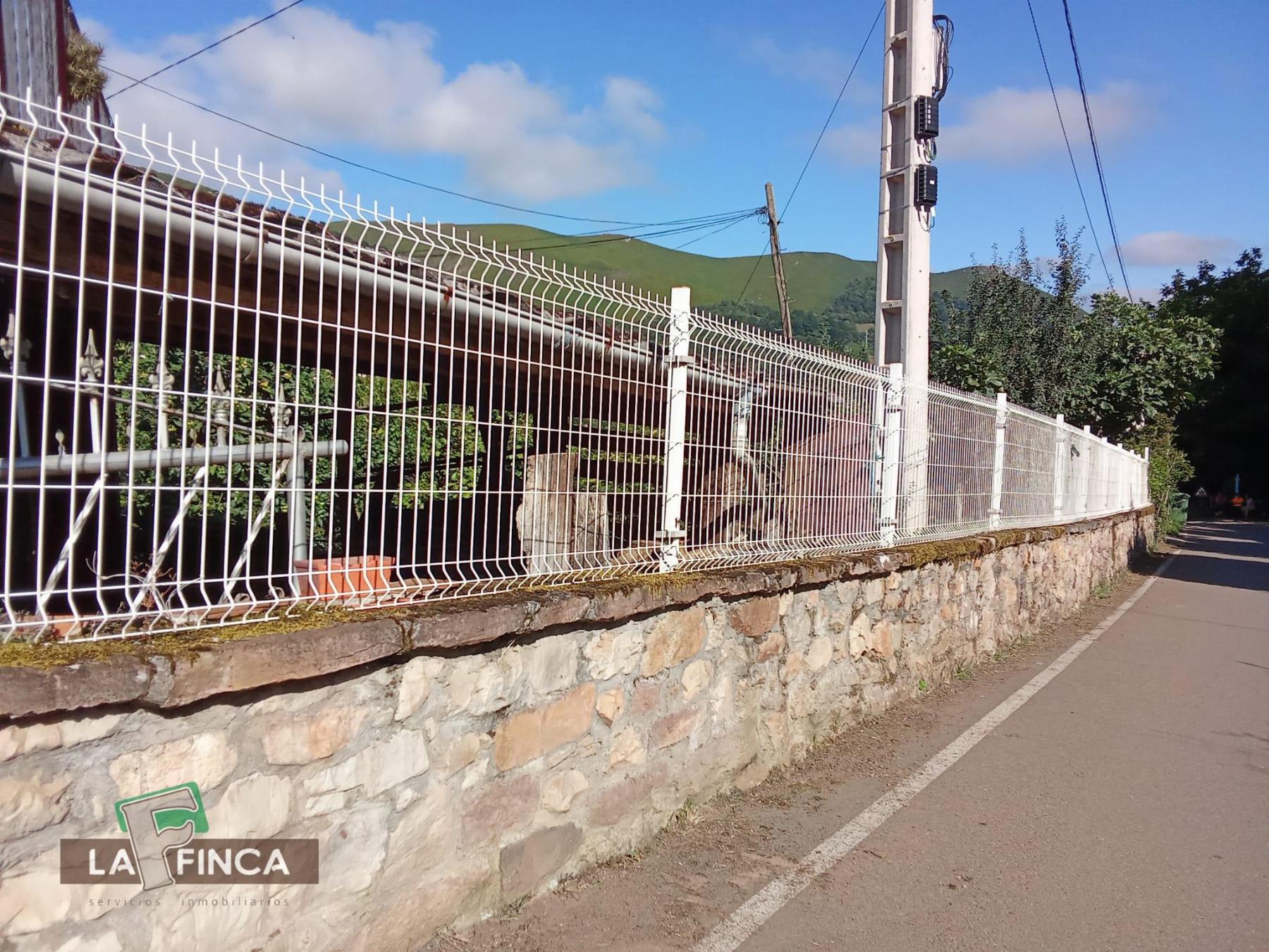 Venta de casa en Belmonte de Miranda