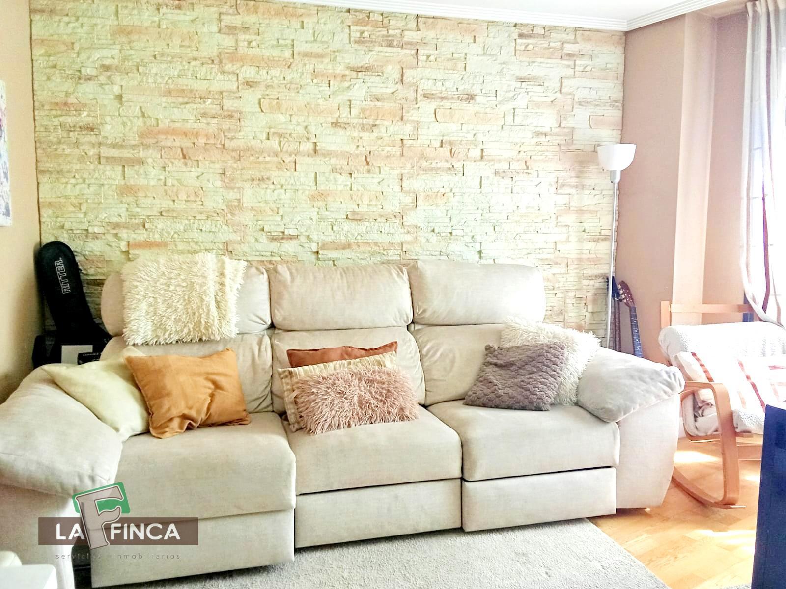 Venta de piso en Lugones