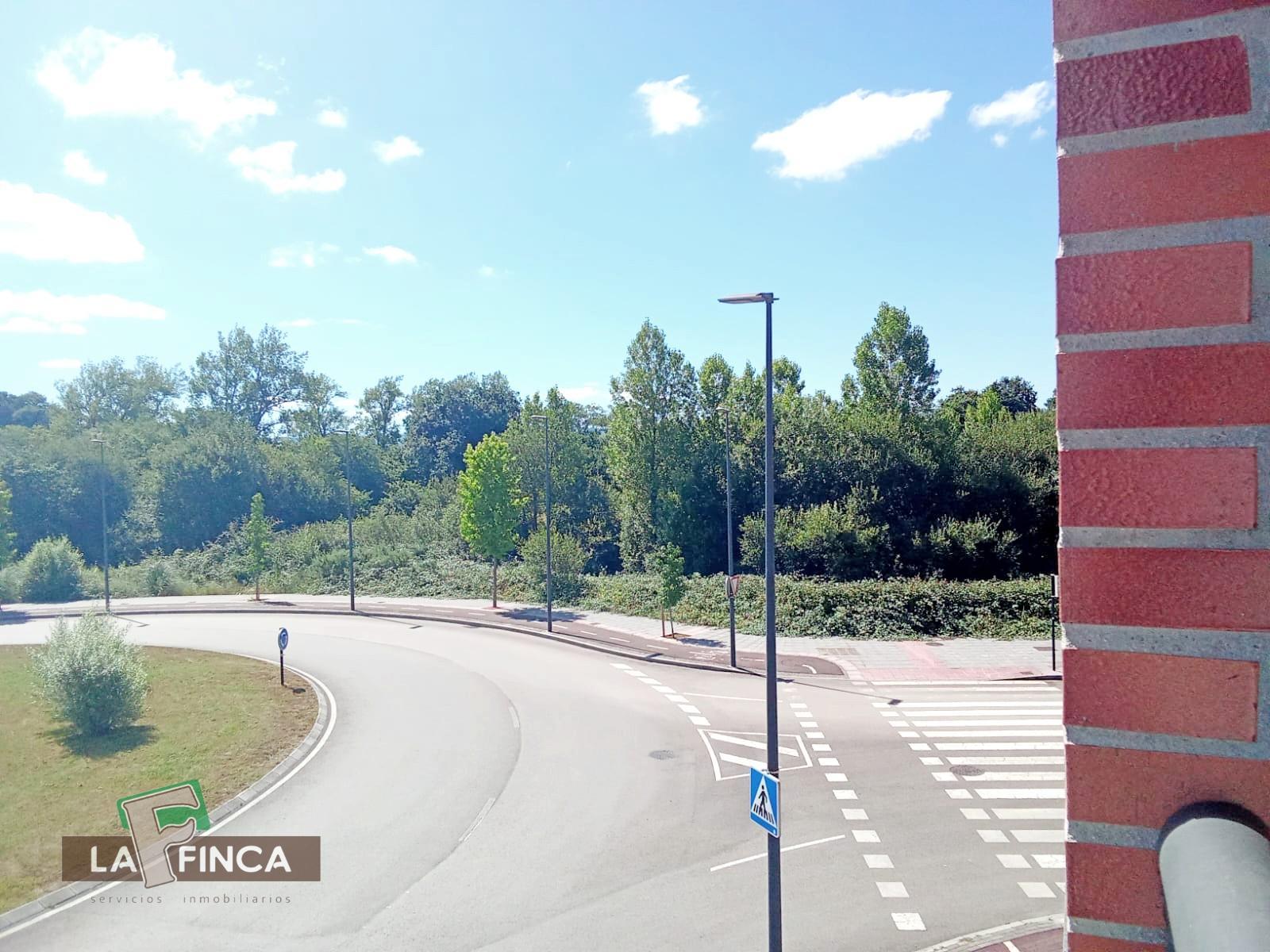 Venta de piso en Lugones