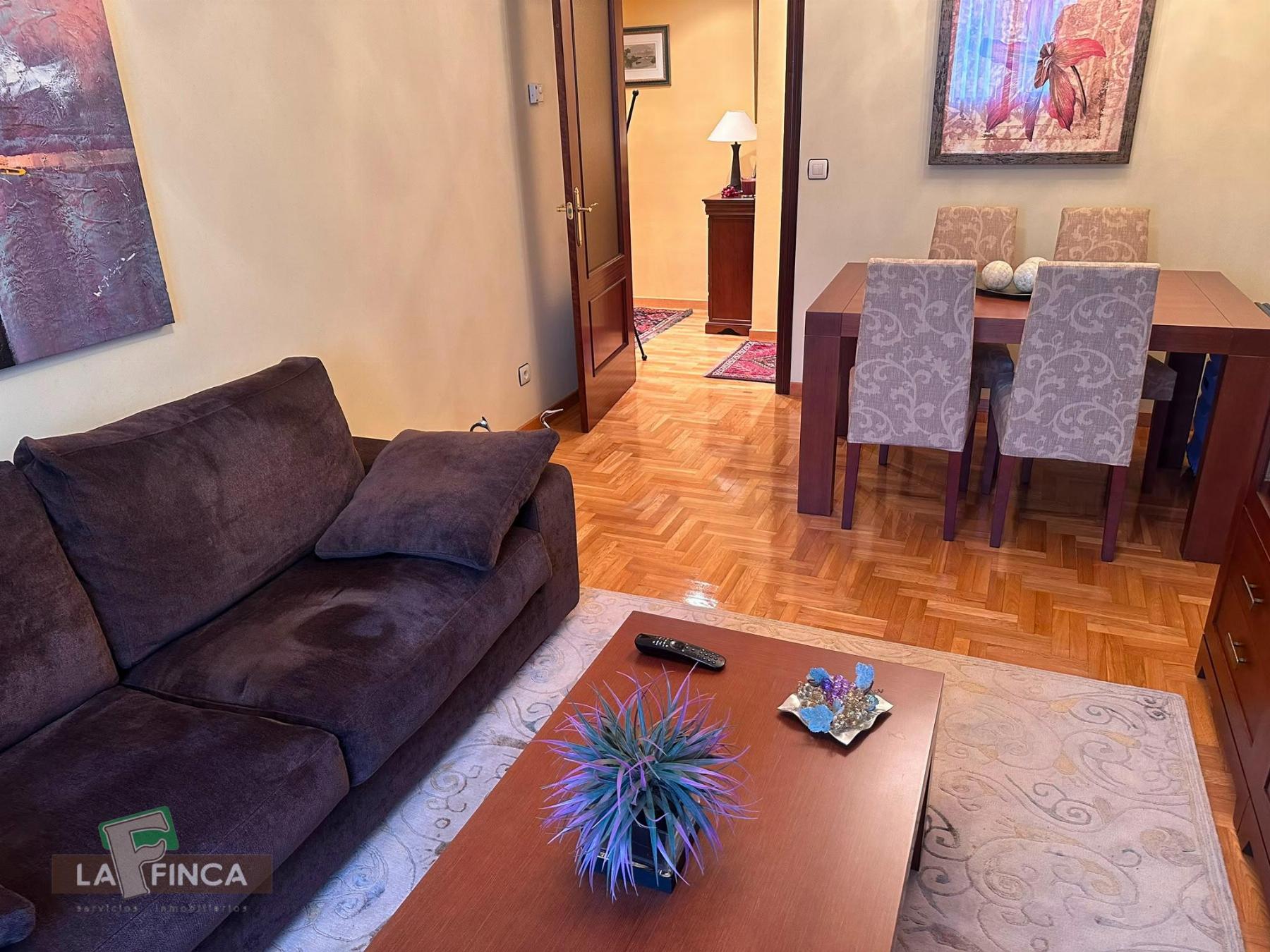 Venta de piso en Oviedo