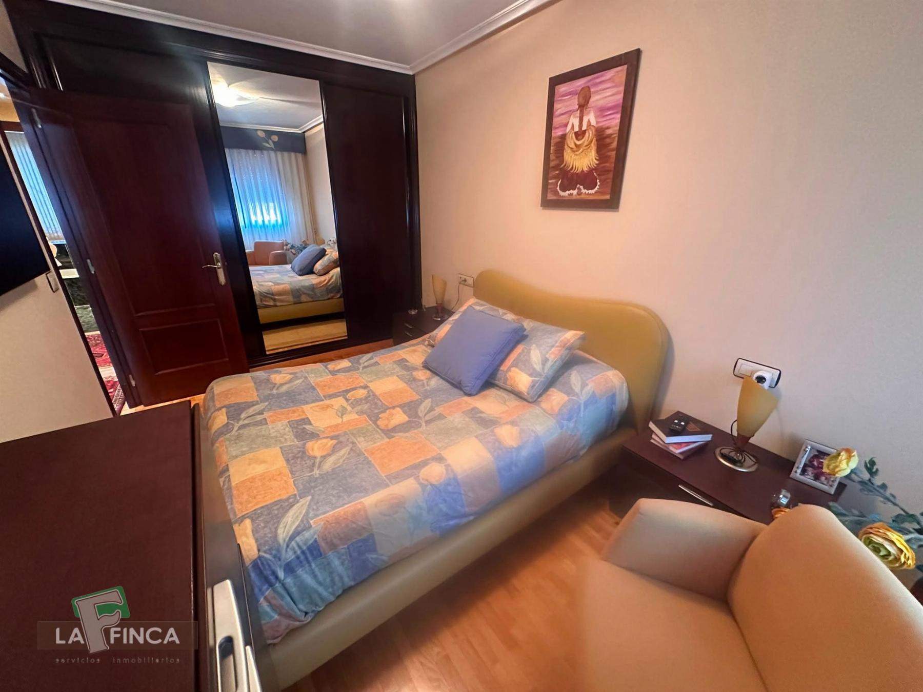 Venta de piso en Oviedo