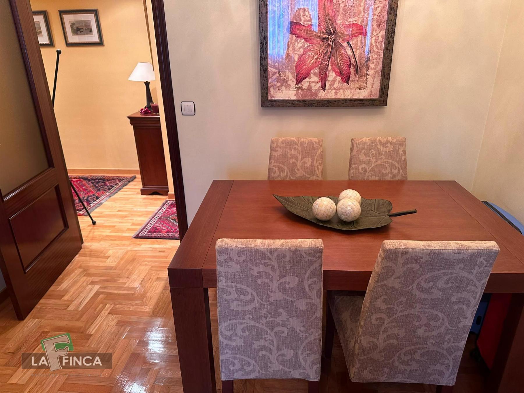 Venta de piso en Oviedo